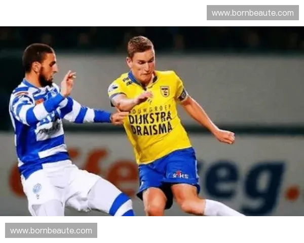 今晚足球赛事直播观看指南精彩对决不容错过全程解析阵容预测赛前情报